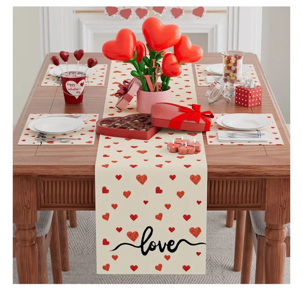 Love‎ Hearts Table Runner - Cream with Red Hearts NWT 13x36